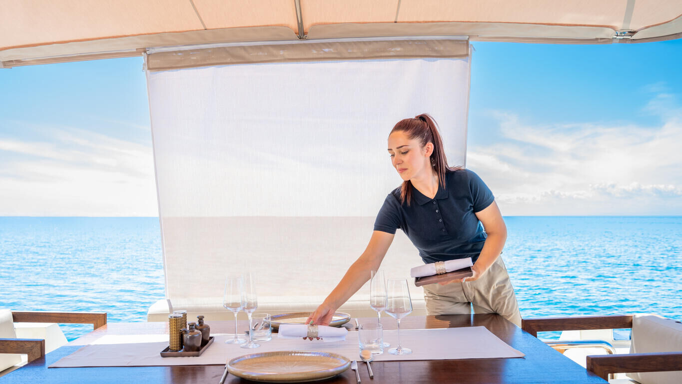 Is personeel aan boord van uw jacht verzekerd?